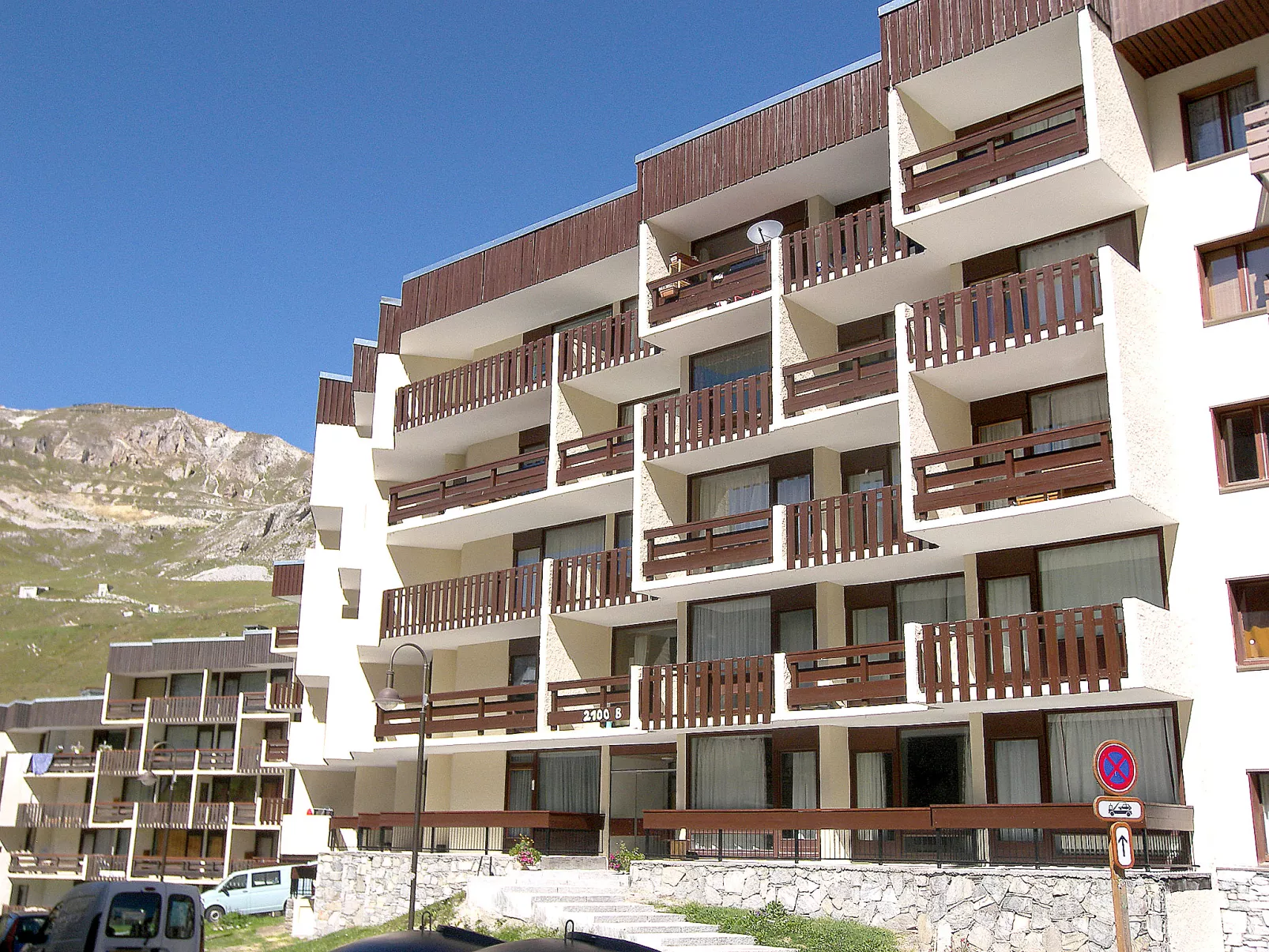 Le 2100 A et B (Lavachet)