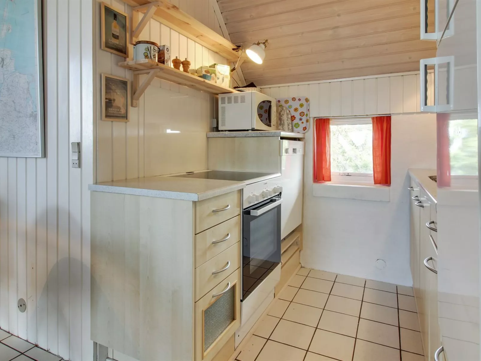 "Balthasar" - 200m from the sea-Inside