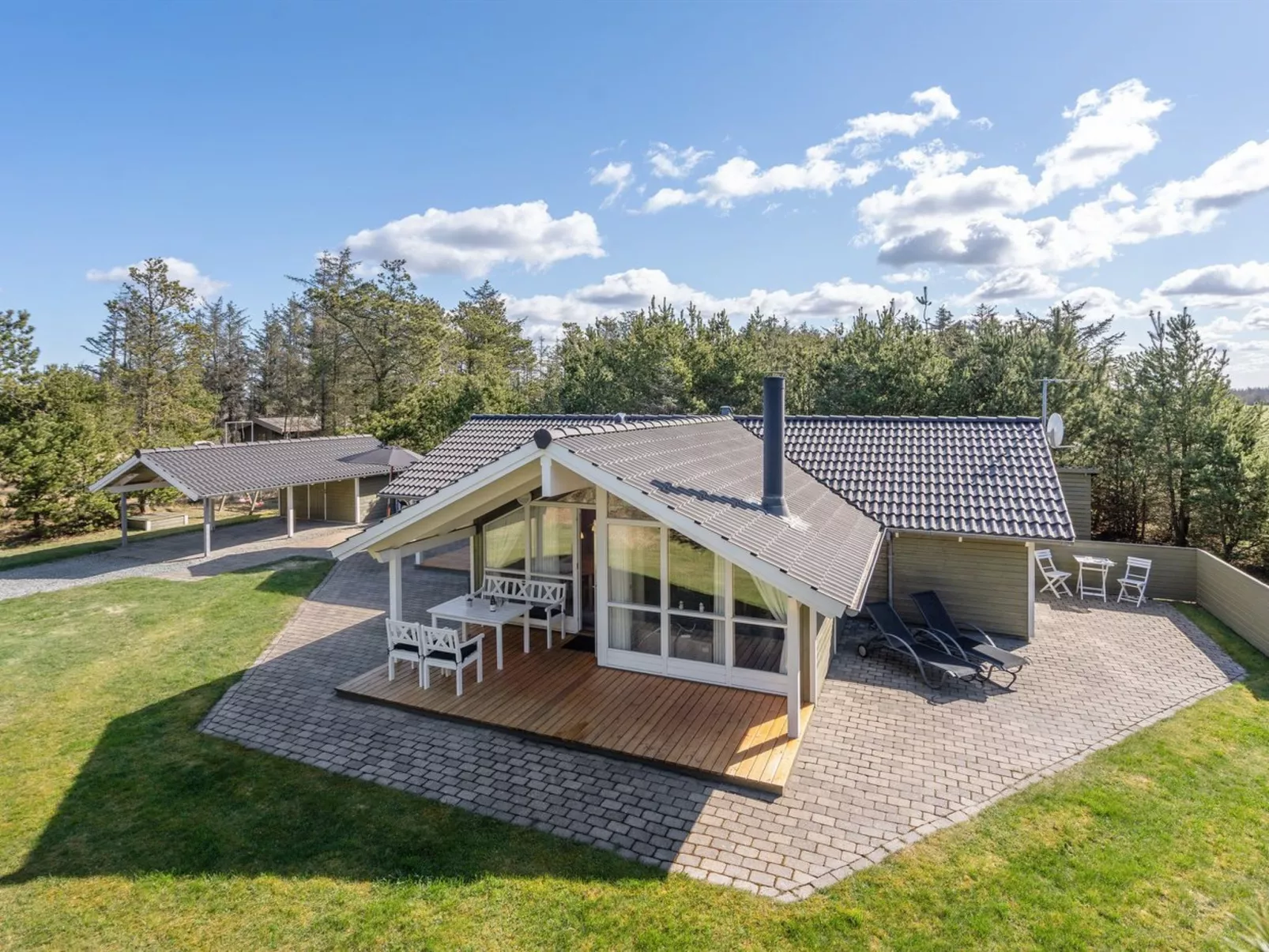 "Saana" - 700m from the sea-Outside