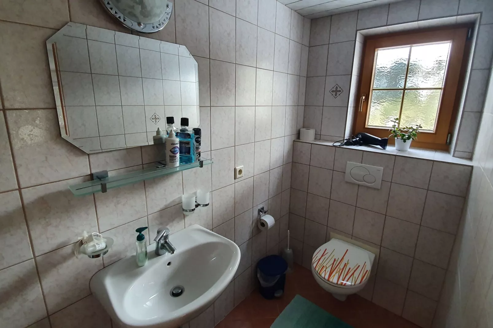 Garconniere-Bathroom