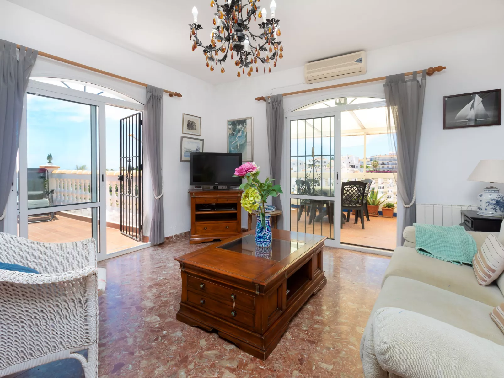 Nerja Penthouse-Dedans