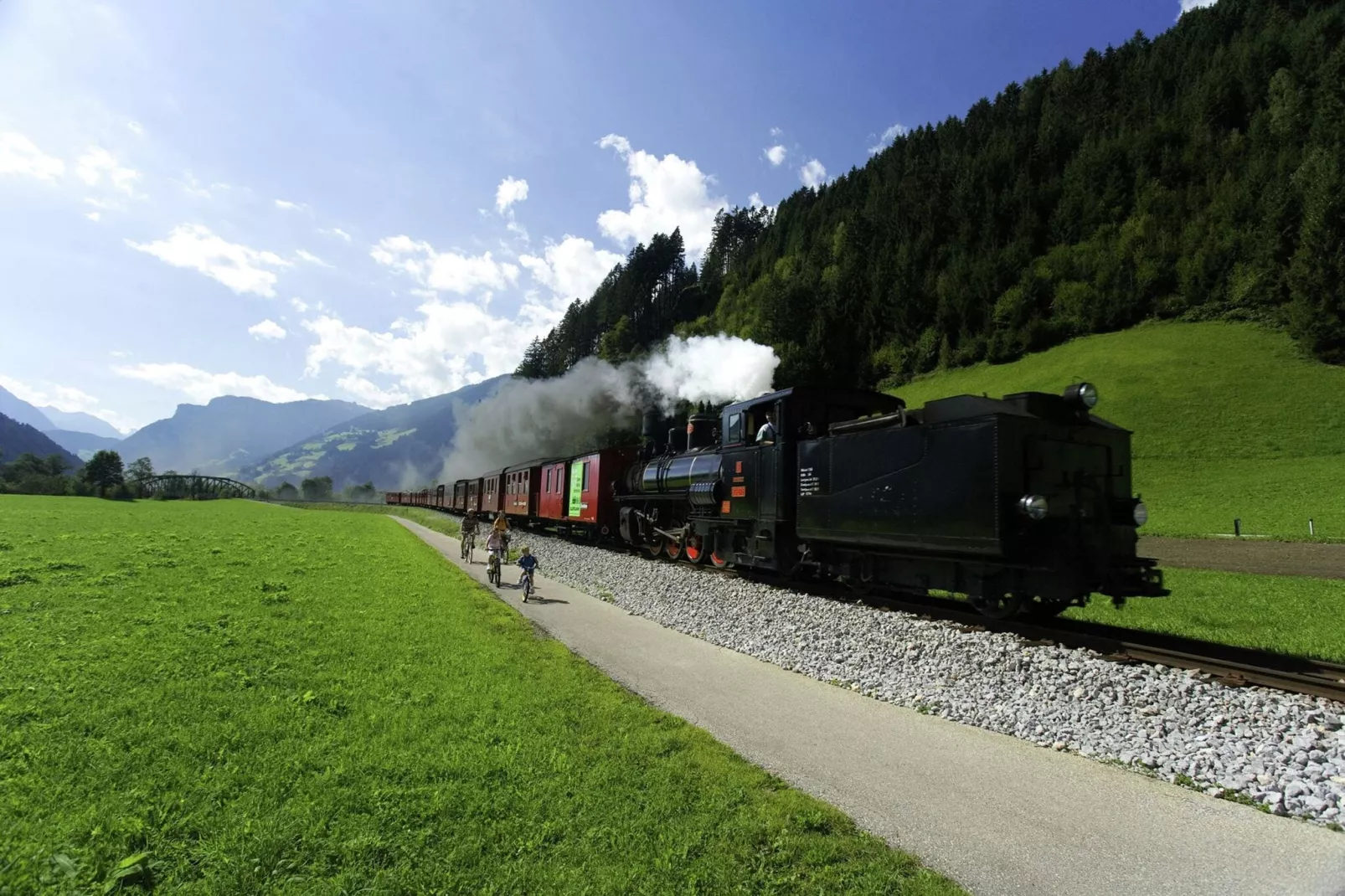 Garconniere-Areas within 20km in summer