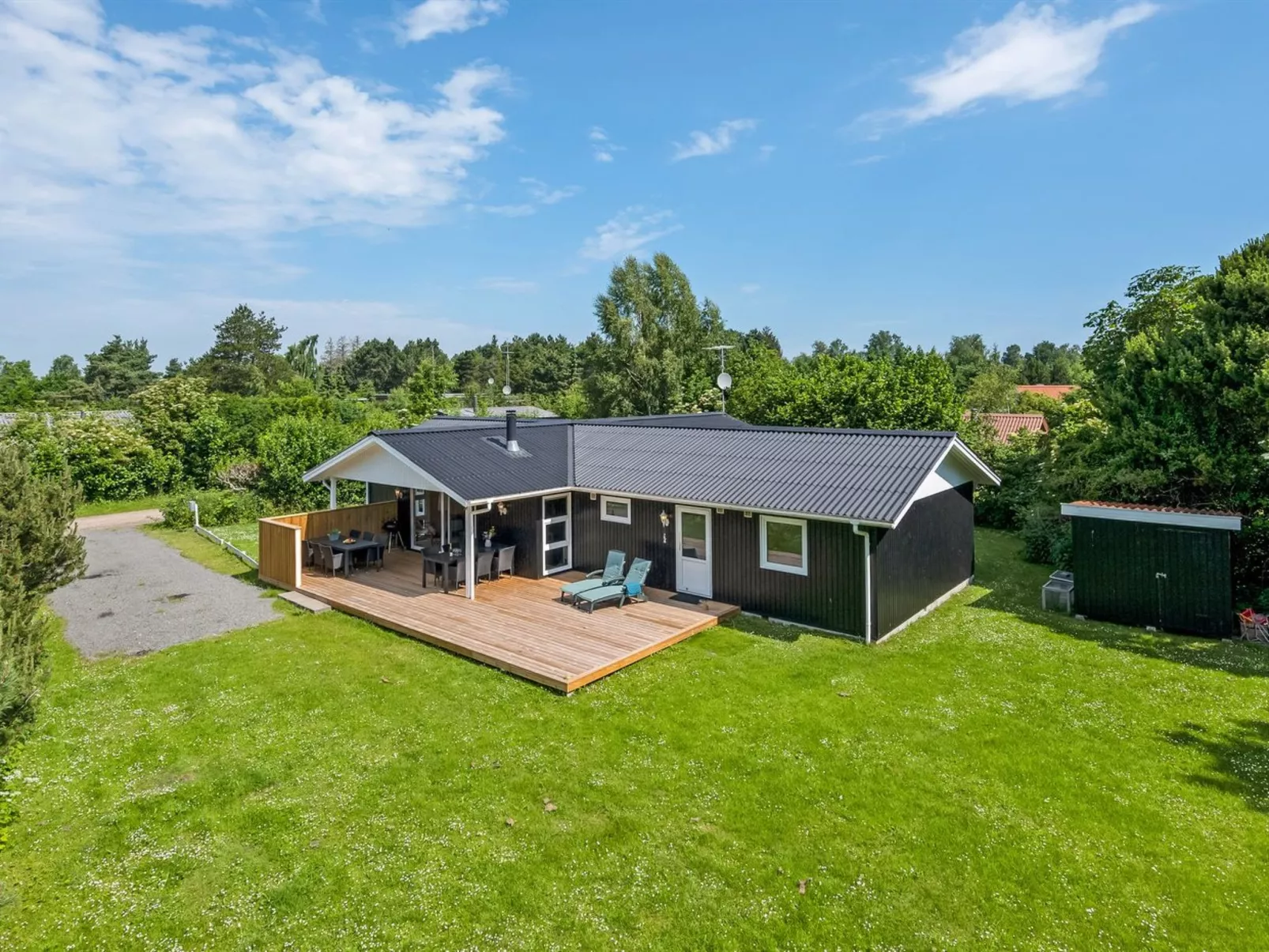 "Iven" - 300m from the sea