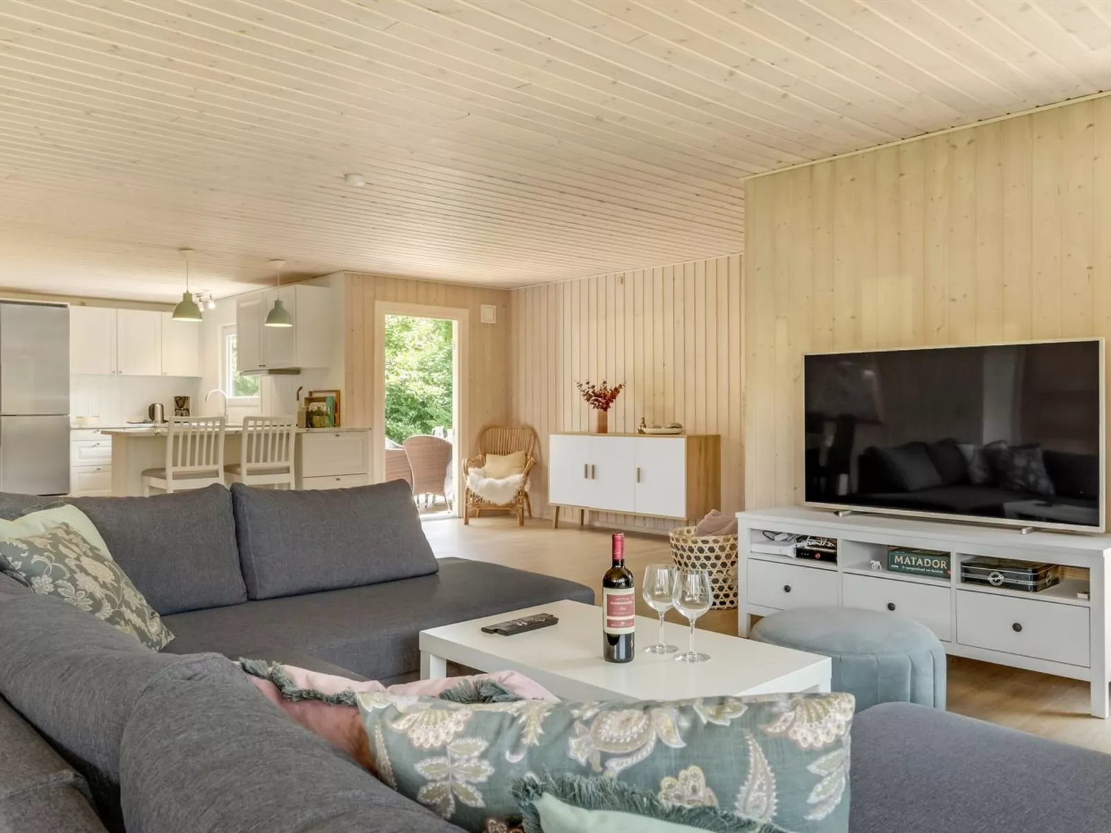 "Iven" - 300m from the sea-Dedans