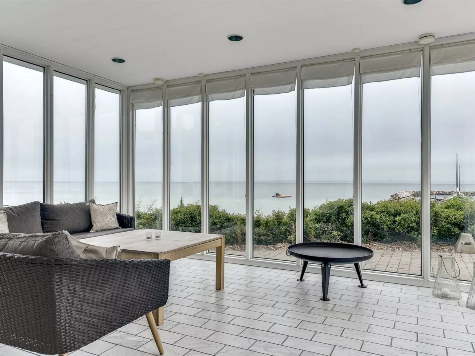 "Stefanie" - 10m from the sea-Inside