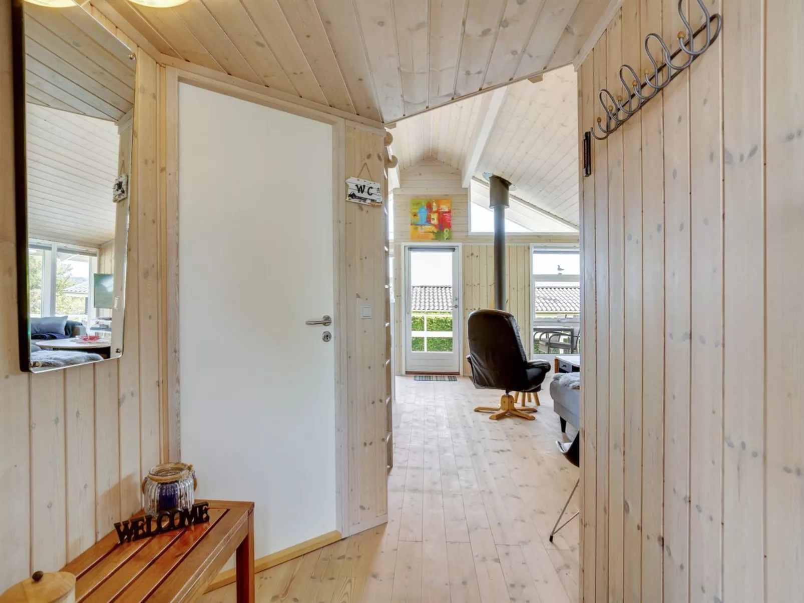 "Albantine" - 150m from the sea-Inside