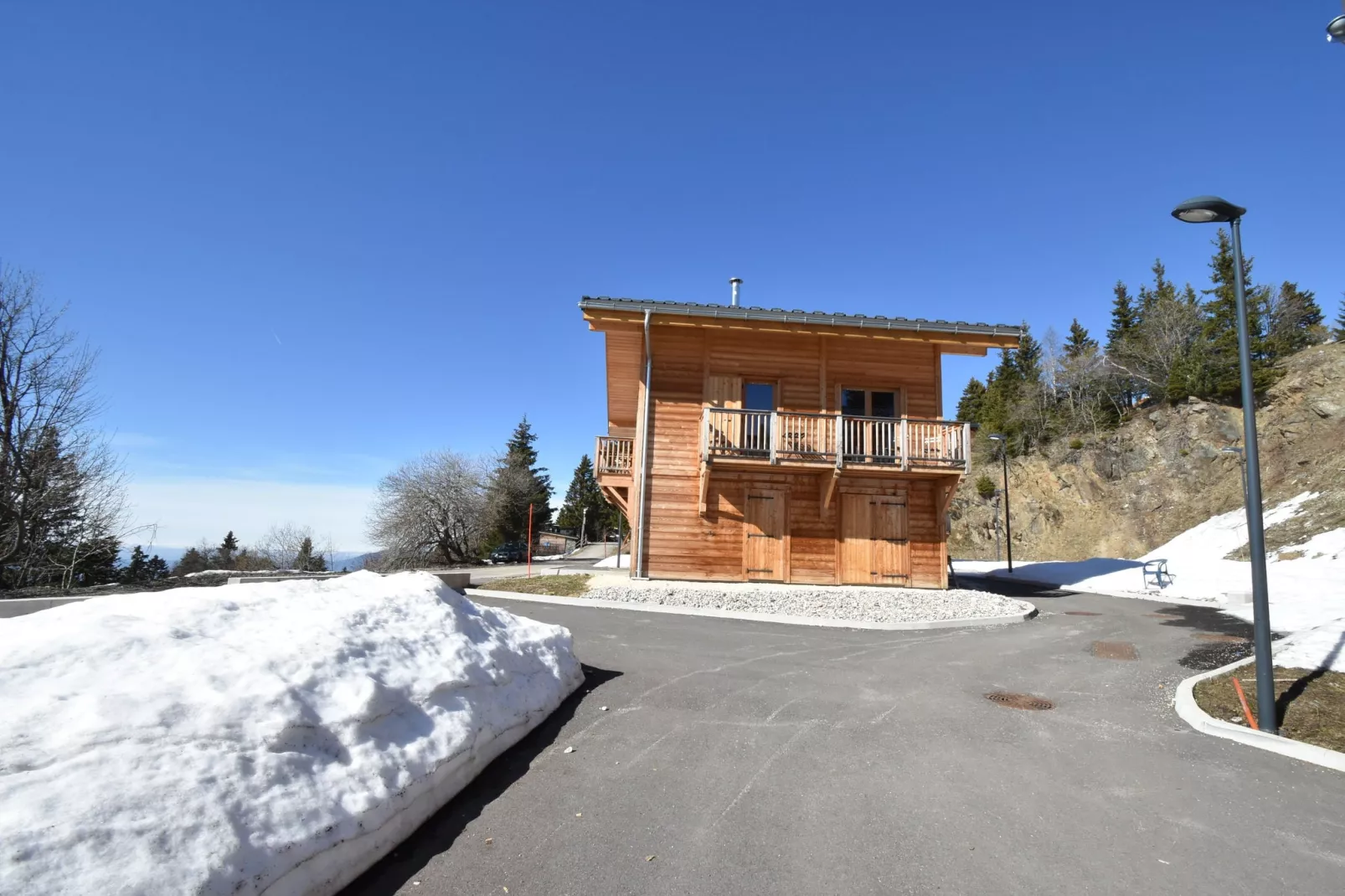 Les Chalets de Belledonne-Exterior winter