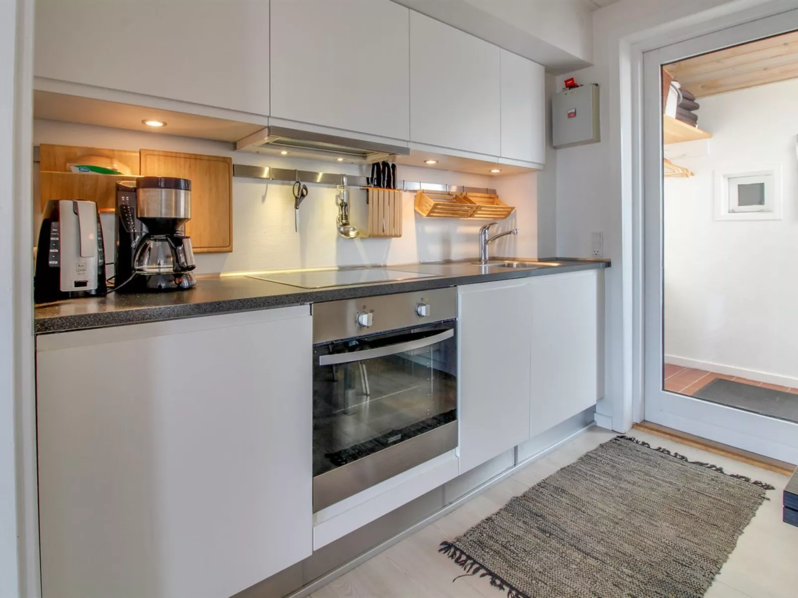 "Maarit" - 2.3km from the sea-Inside
