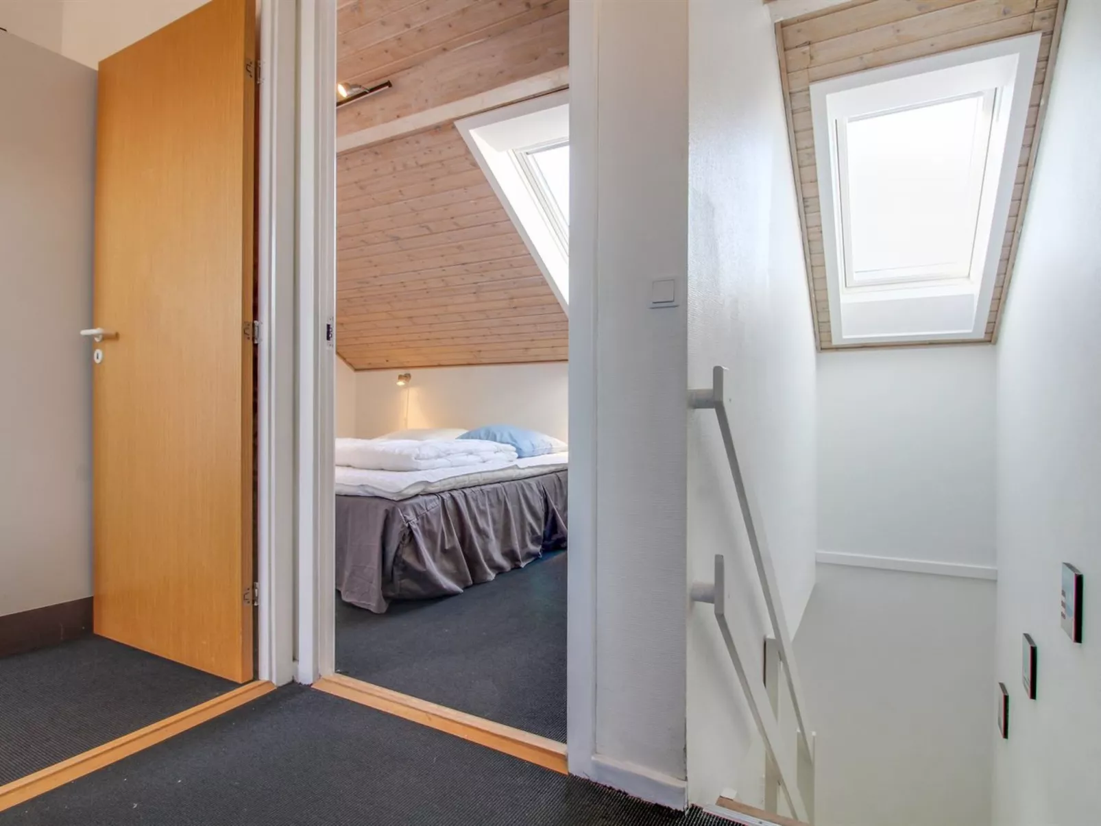 "Maarit" - 2.3km from the sea-Inside