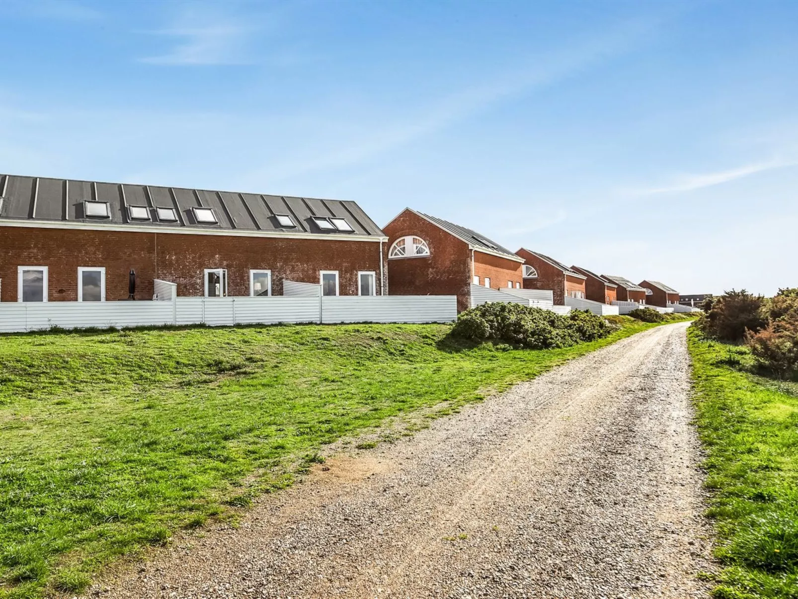"Maarit" - 2.3km from the sea-Outside