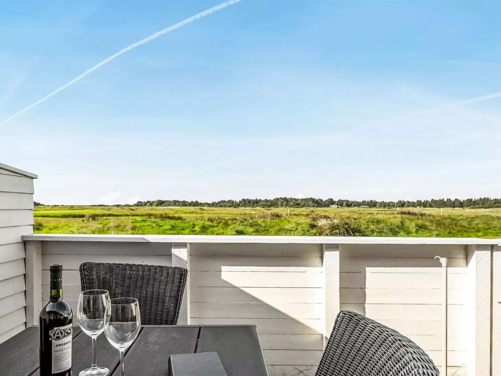 "Maarit" - 2.3km from the sea-Outside