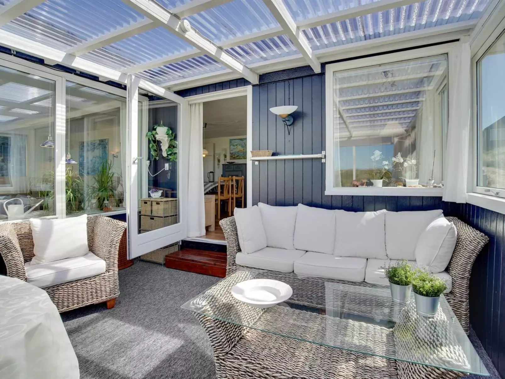 "Ecaterina" - 100m from the sea-Inside