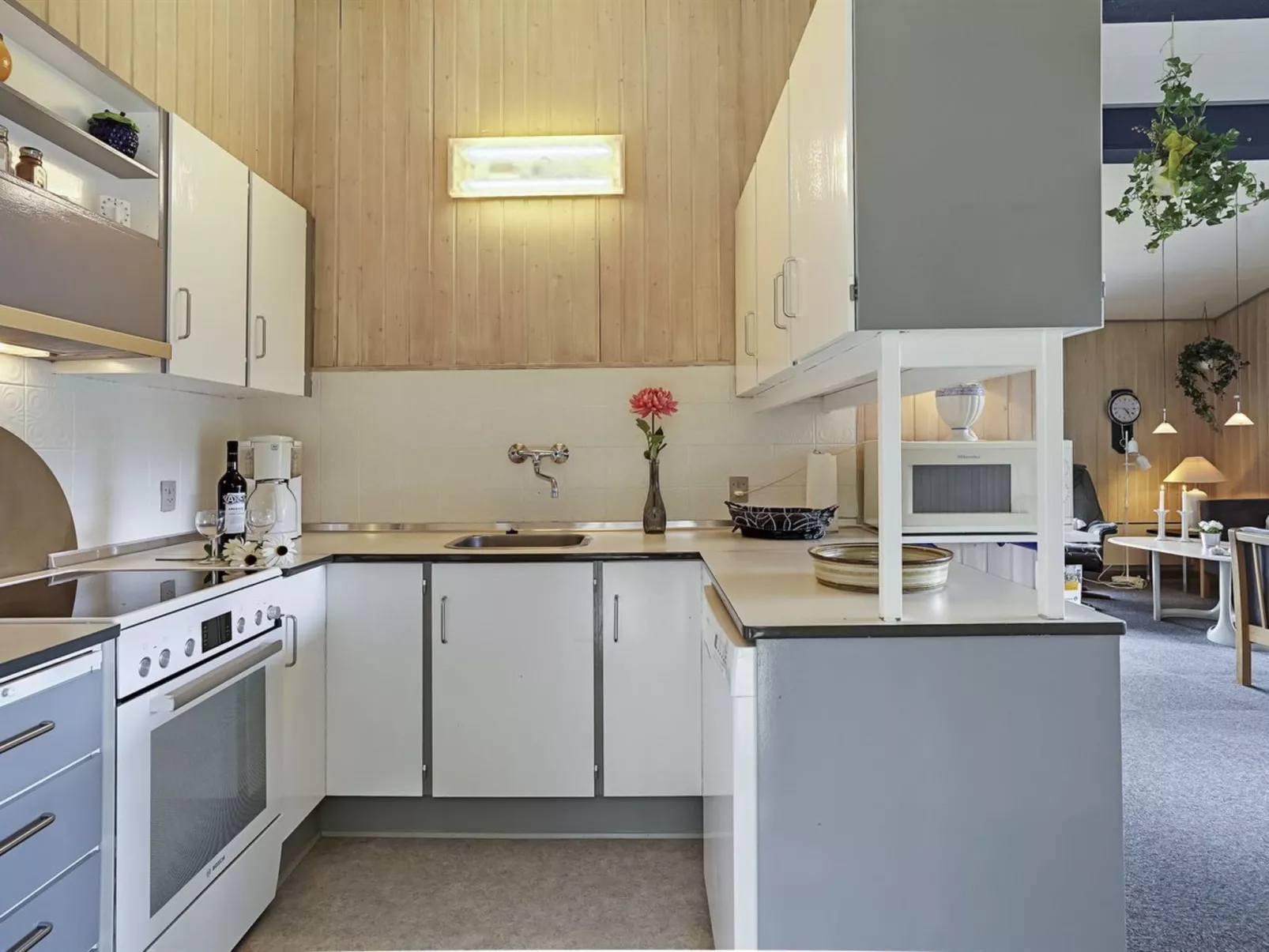 "Gunvor" - 1km from the sea-Inside