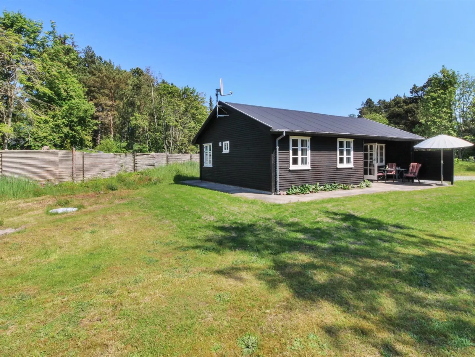 "Ingalise" - 500m from the sea-Outside