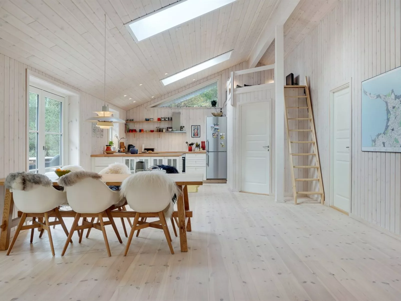 "Grethe" - 750m from the sea-Dedans
