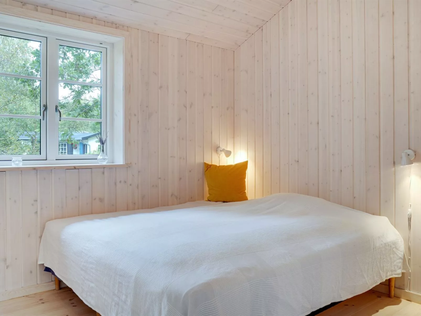 "Grethe" - 750m from the sea-Dedans