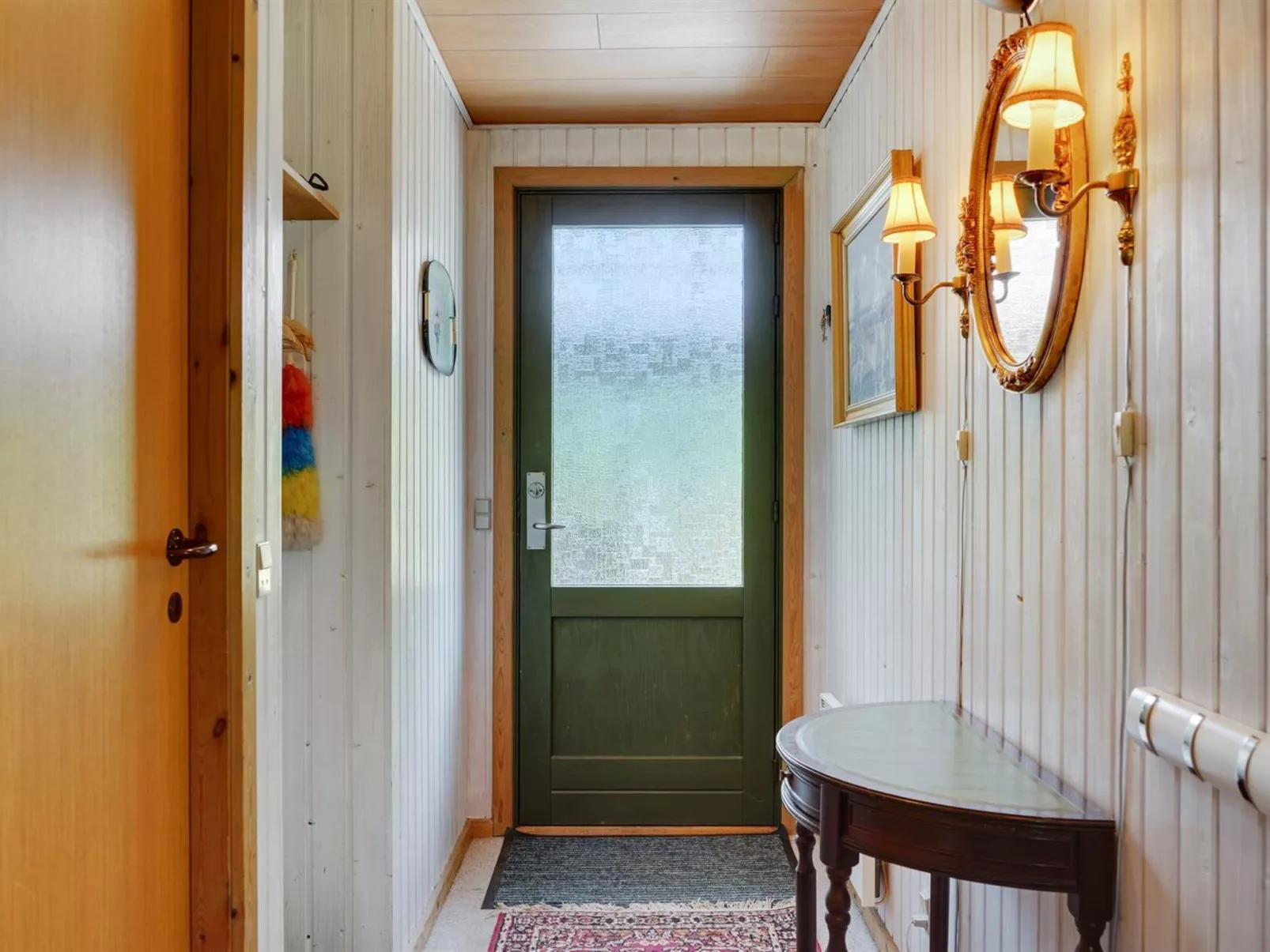 "Elif" - 400m from the sea-Inside
