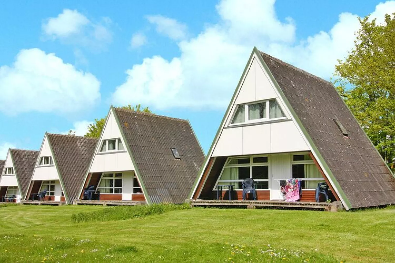 Nurdachhaus Sparpreis 65 qm-Exterior summer