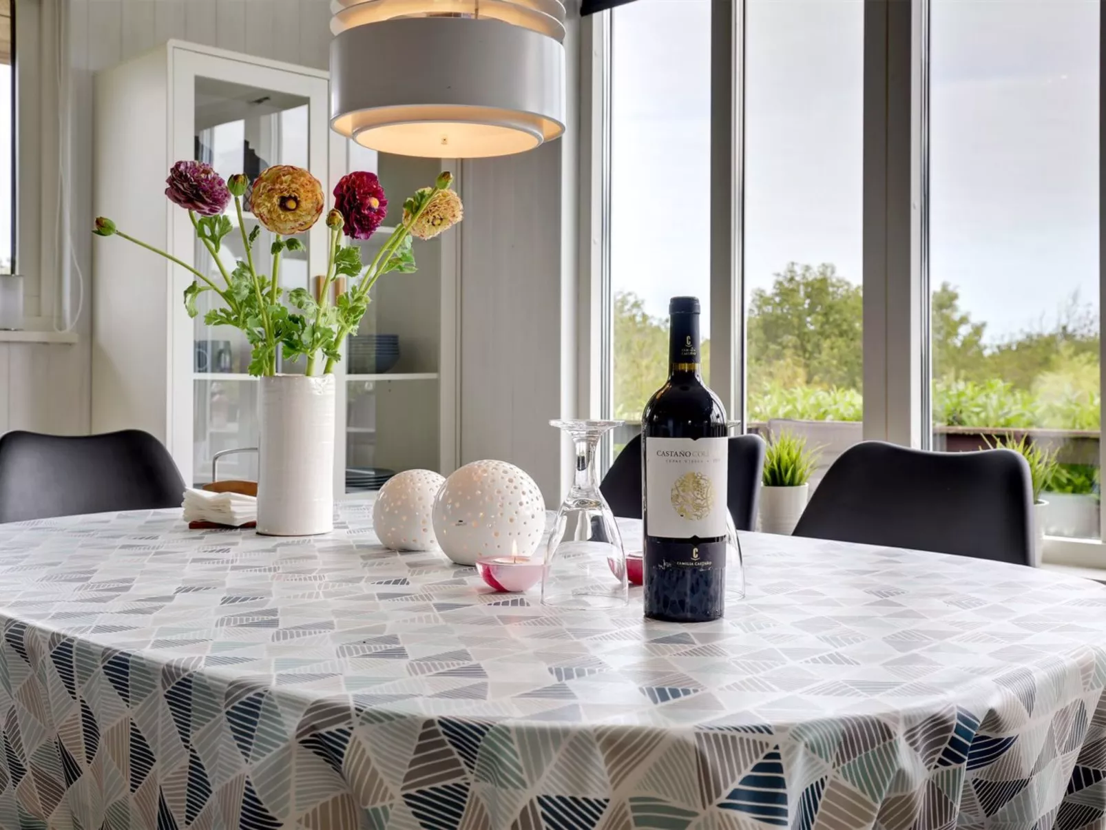 "Voitto" - 150m from the sea-Drinnen