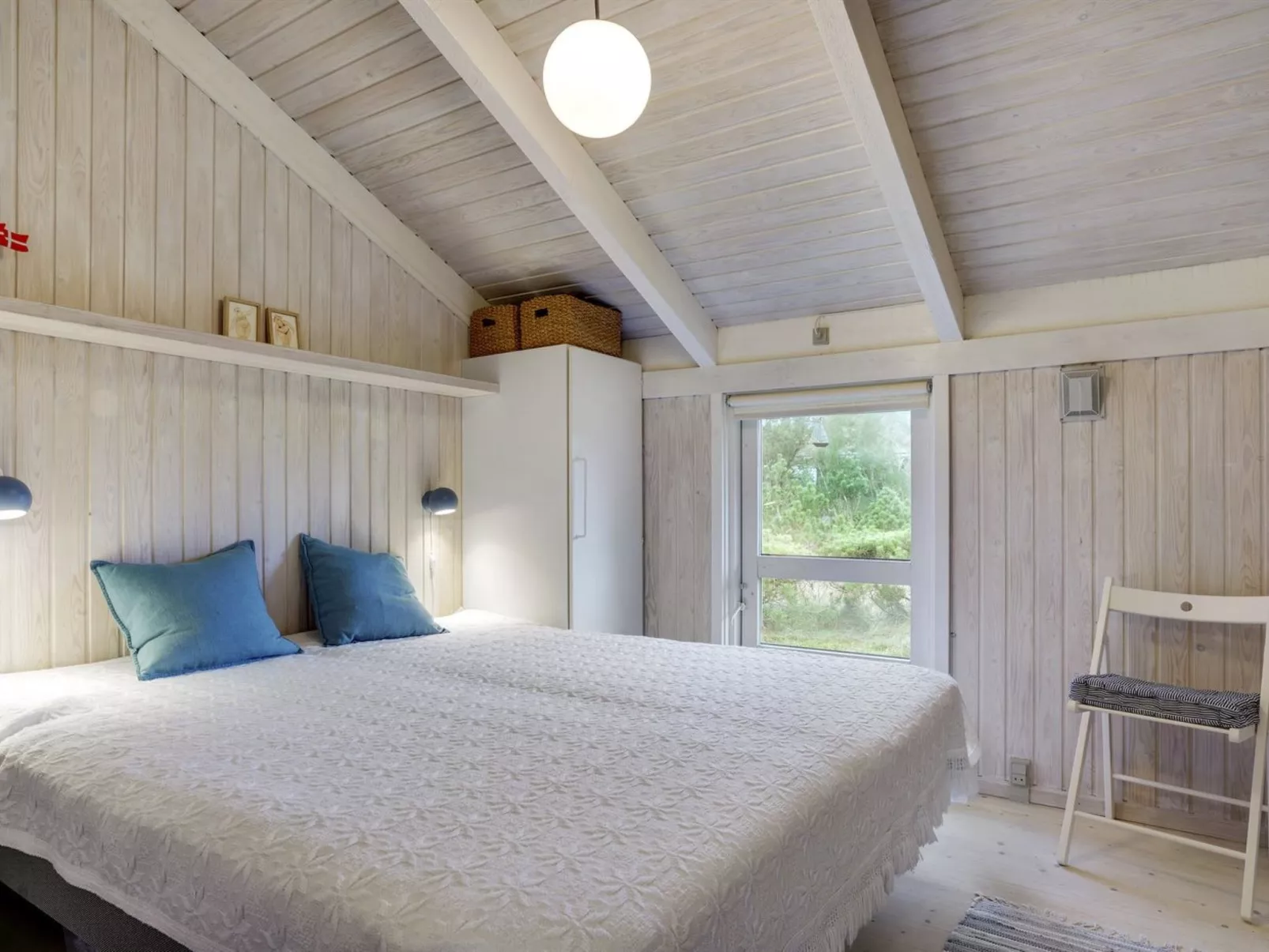 "Alexi" - 150m from the sea-Inside