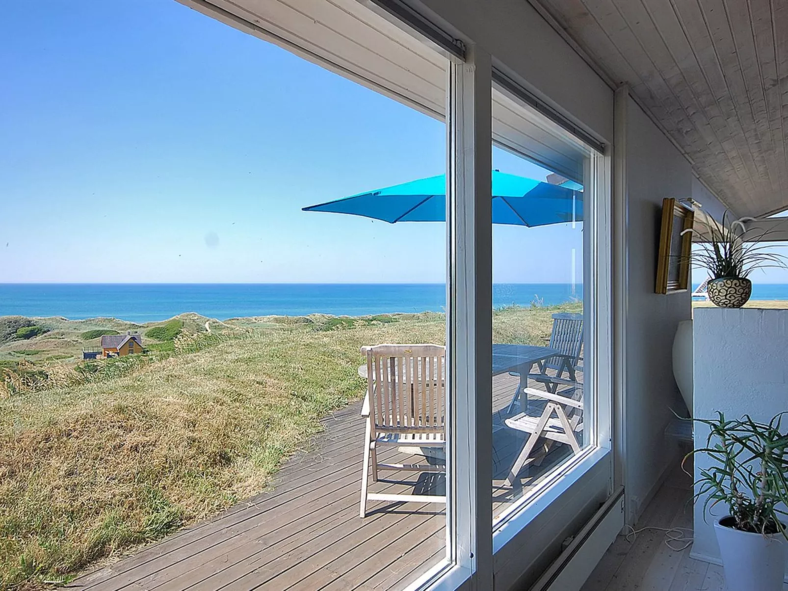 "Alyssa" - 300m from the sea-Inside