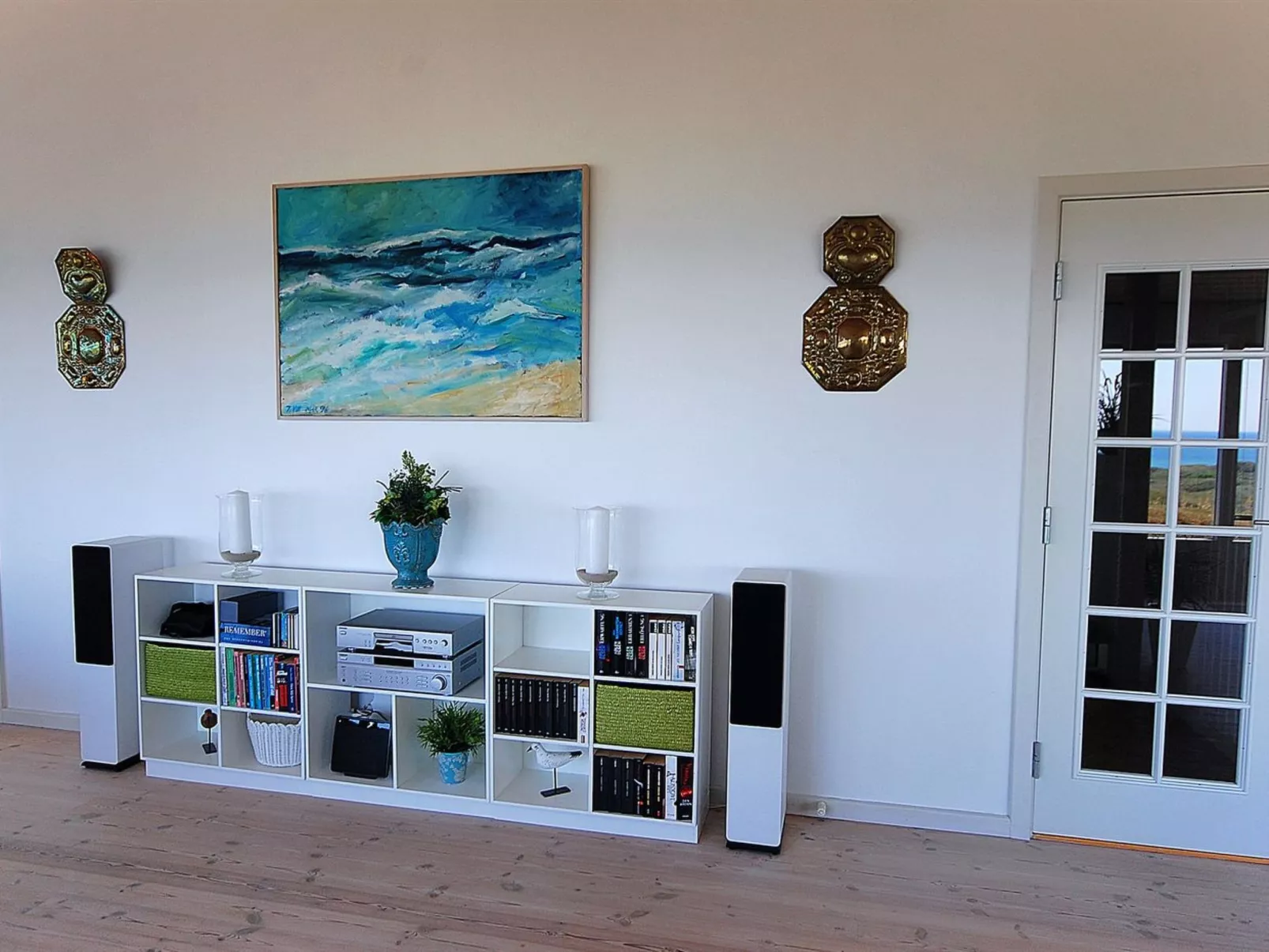 "Alyssa" - 300m from the sea-Inside