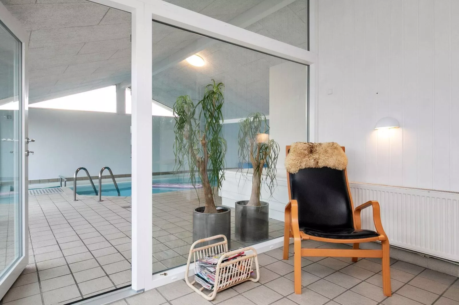 Modern Pool House with View - By Traum Ferienwohnungen-Indoor