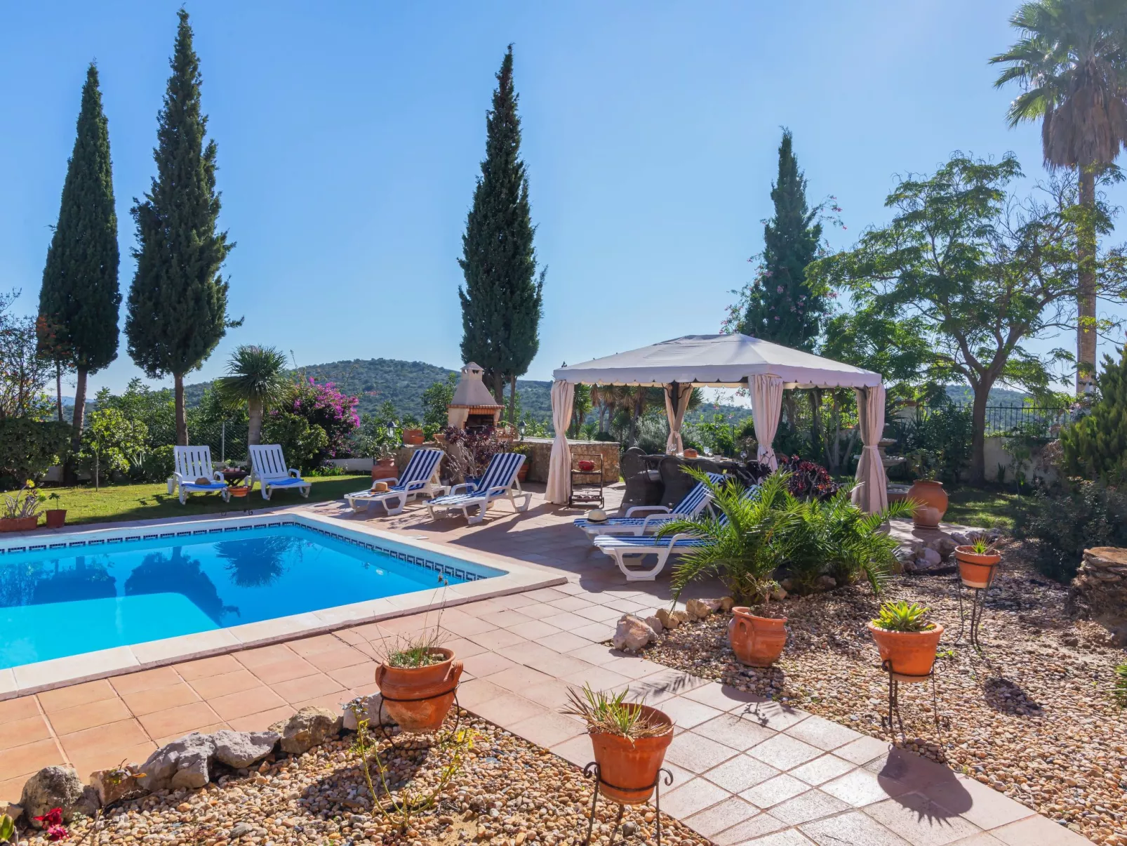 Villa Rosa-Dehors