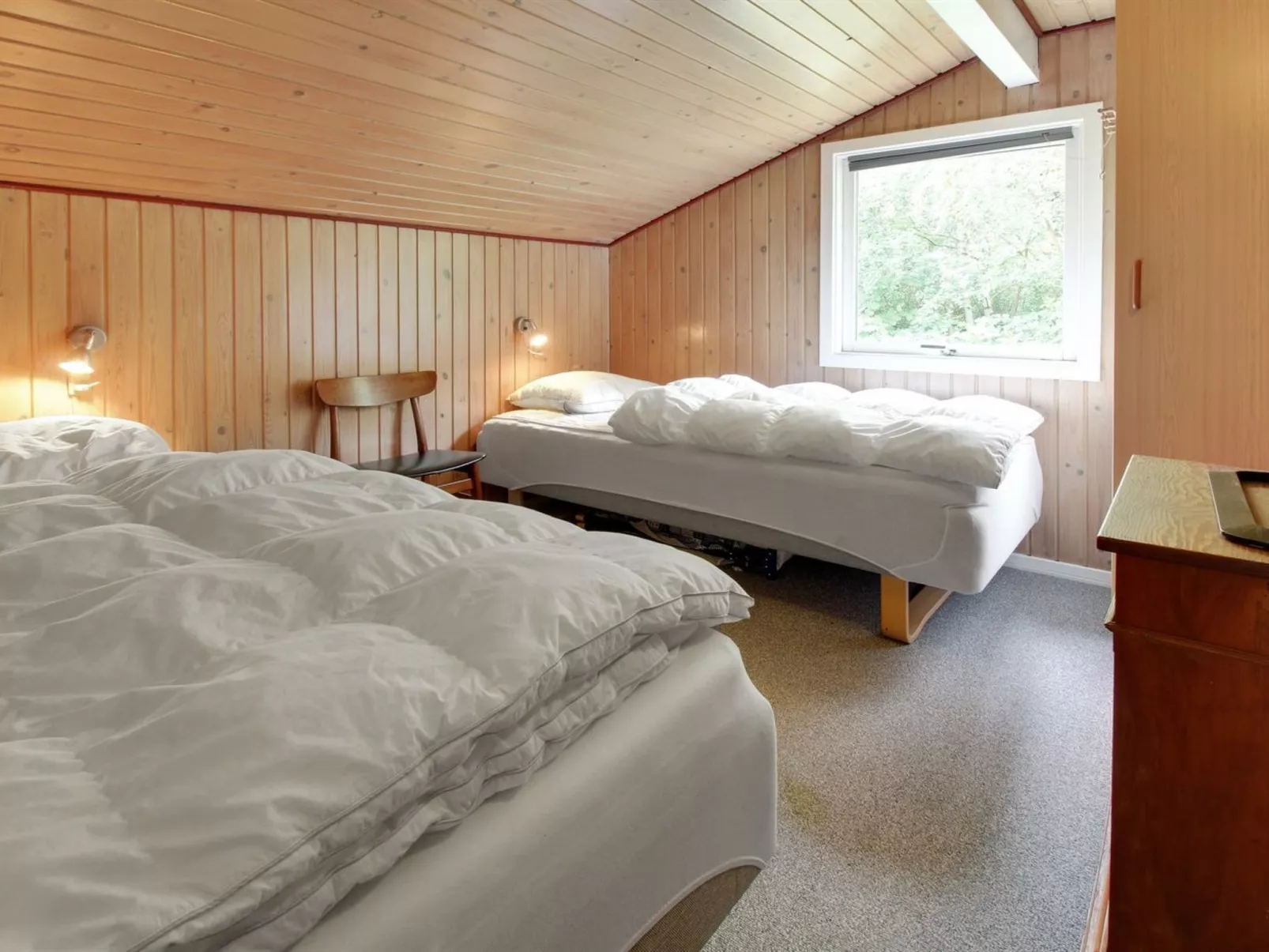 "Fredger" - 1.8km from the sea-Inside