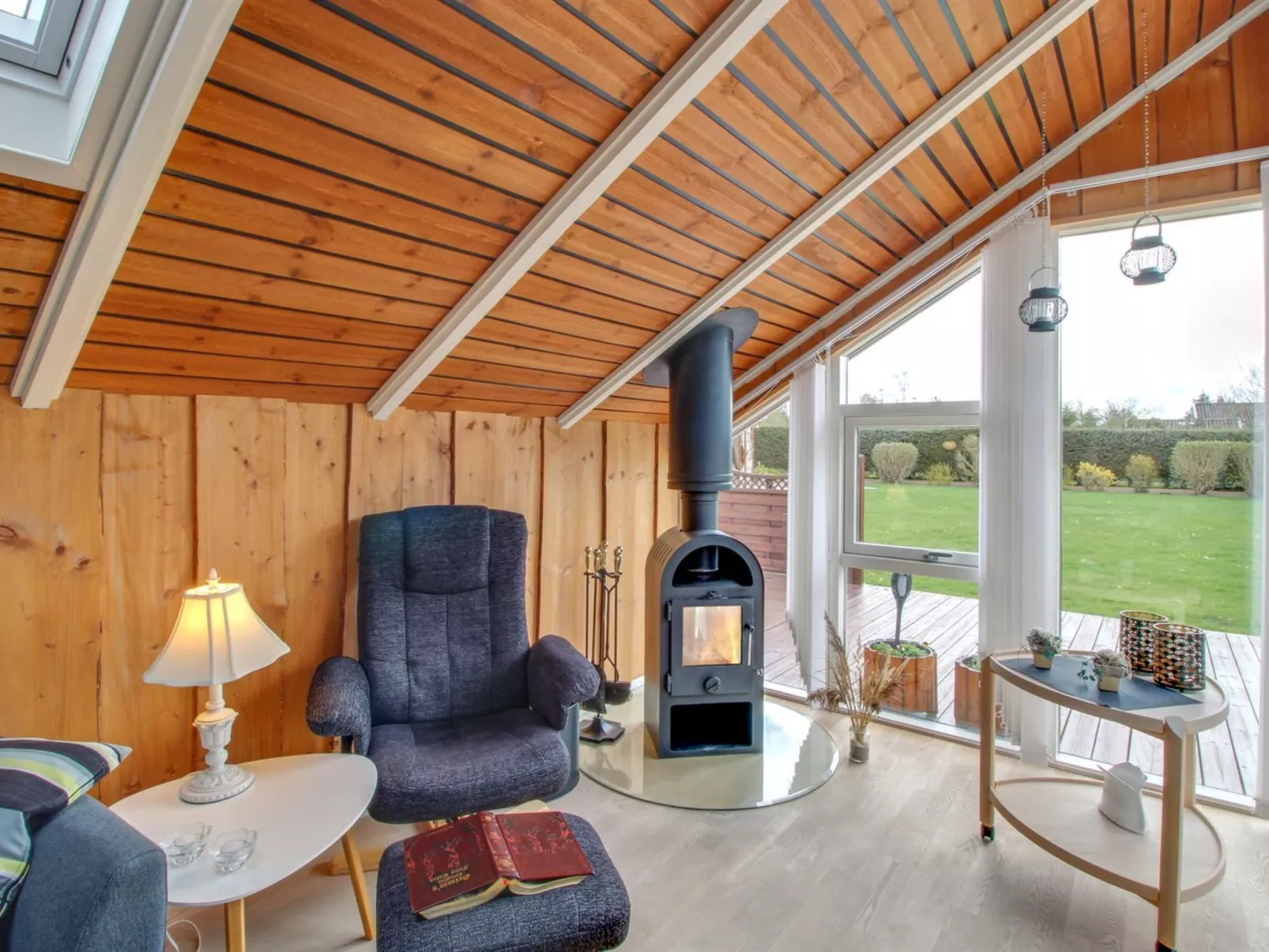 "Jyde" - 1.5km from the sea-Inside