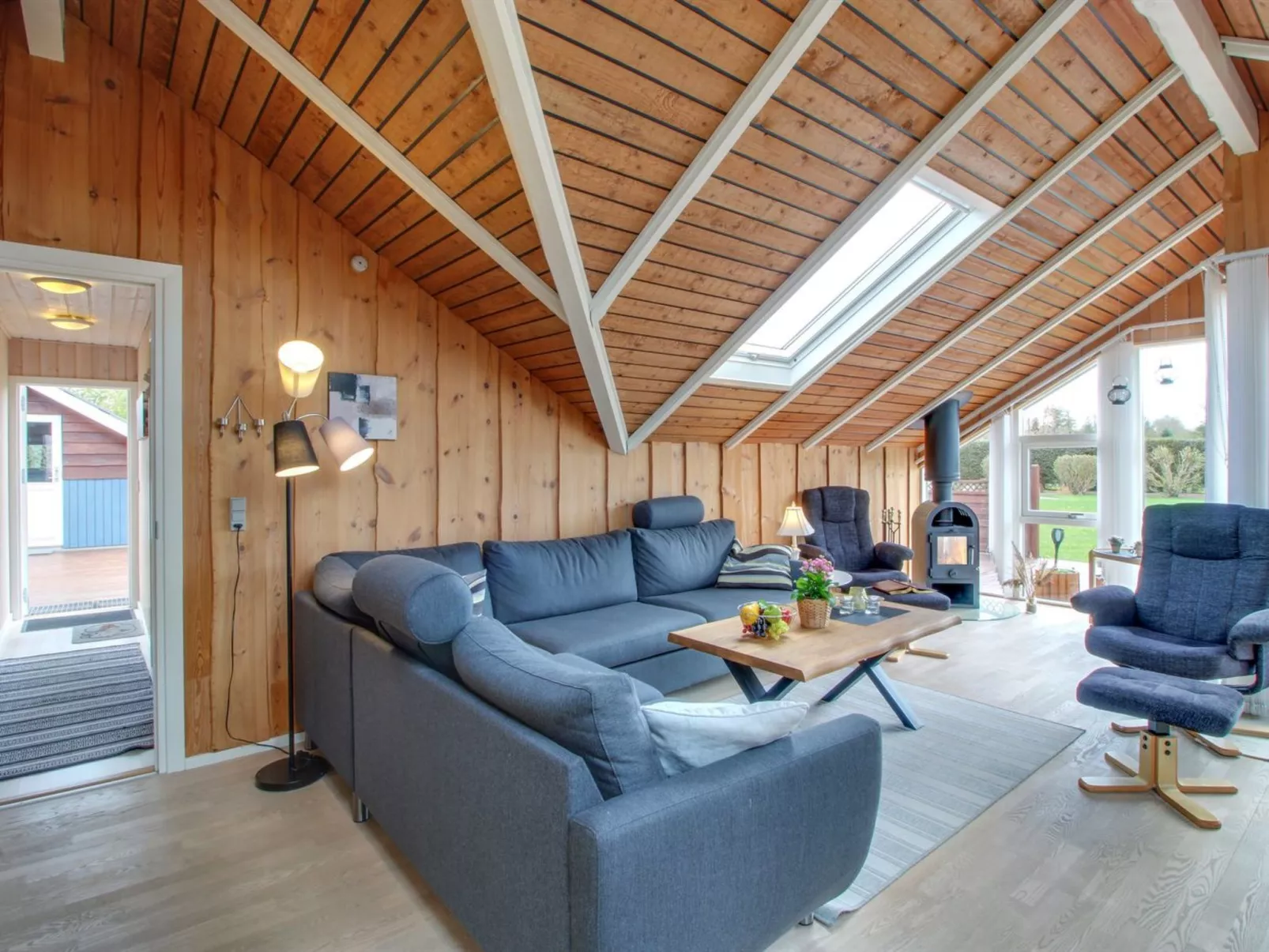"Jyde" - 1.5km from the sea-Inside