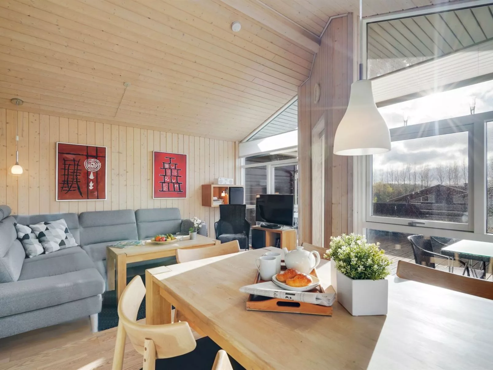 "Sointu" - 250m from the sea-Inside