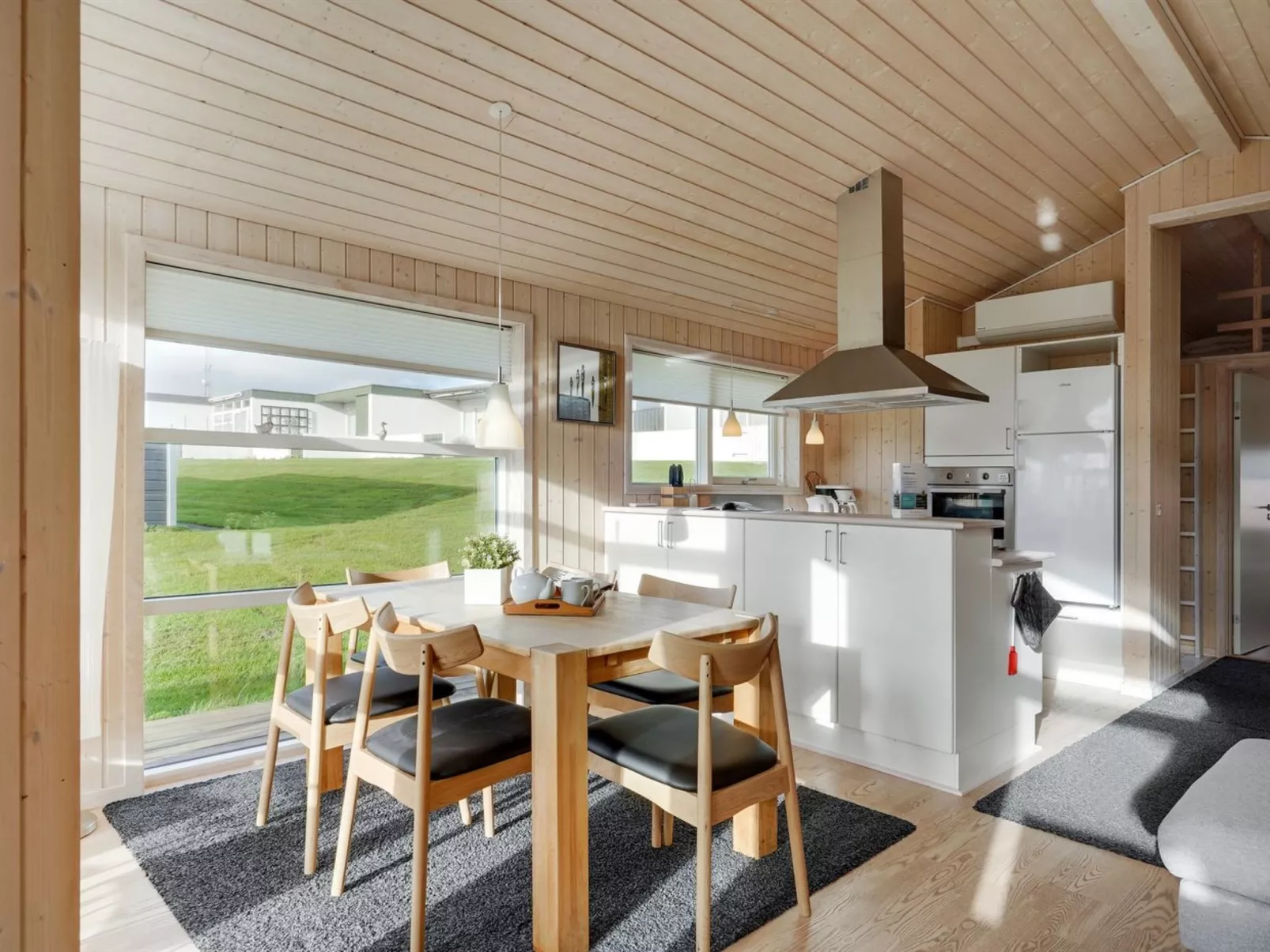 "Sointu" - 250m from the sea-Inside