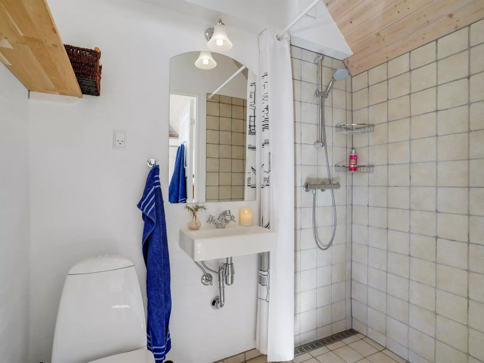 "Ilsabeth" - 700m from the sea-Inside
