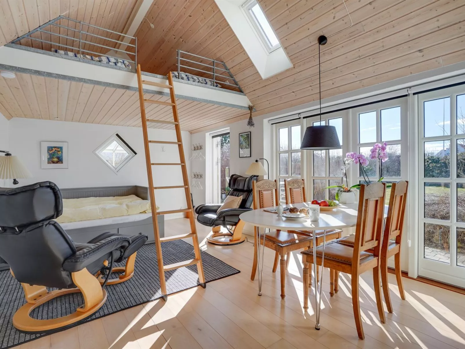 "Ilsabeth" - 700m from the sea-Inside