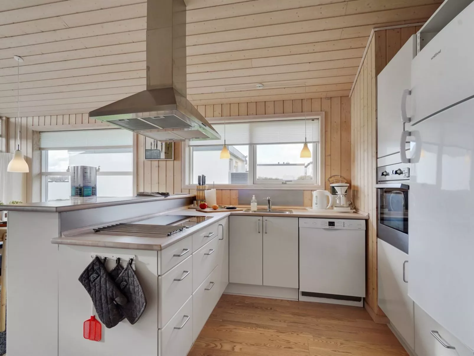 "Sointu" - 250m from the sea-Inside
