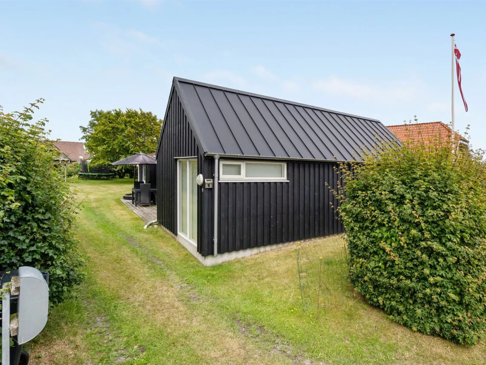 "Fredrikke" - 50m from the sea-Outside
