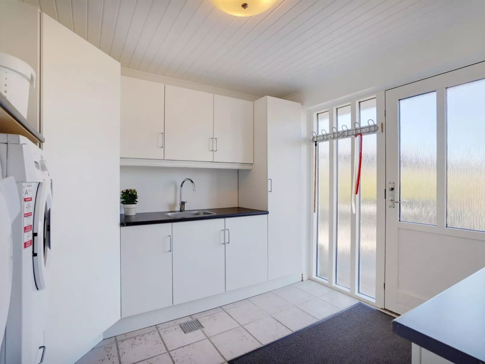 "Bitta" - 500m from the sea-Inside