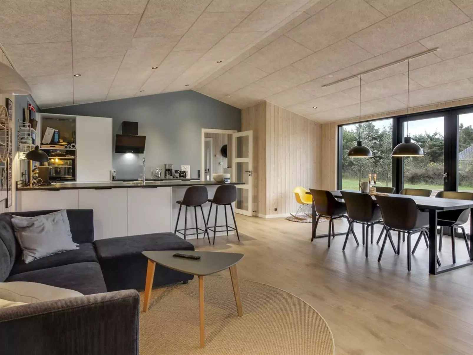 "Tatania" - 800m from the sea-Inside