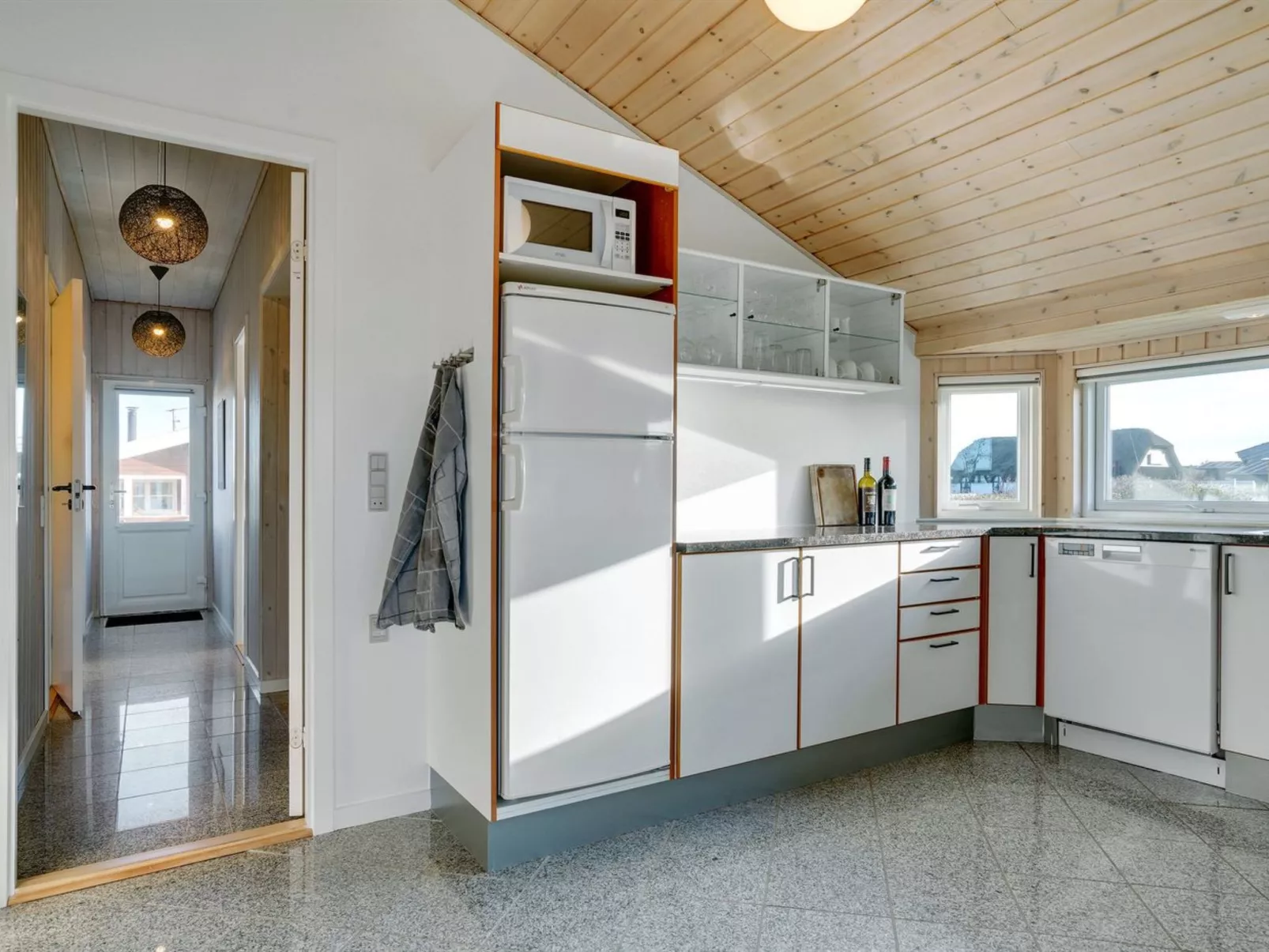 "Marissa" - 200m from the sea-Inside