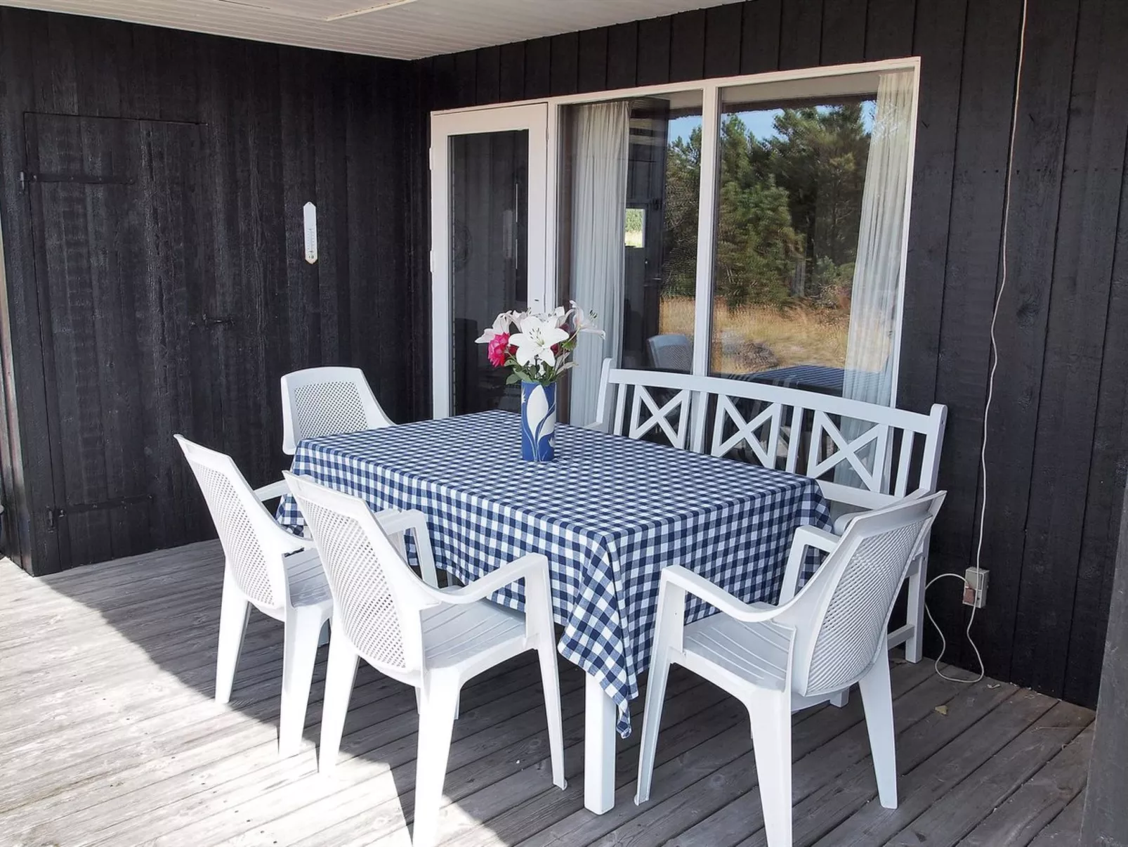 "Annli" - 1.5km from the sea-Outside