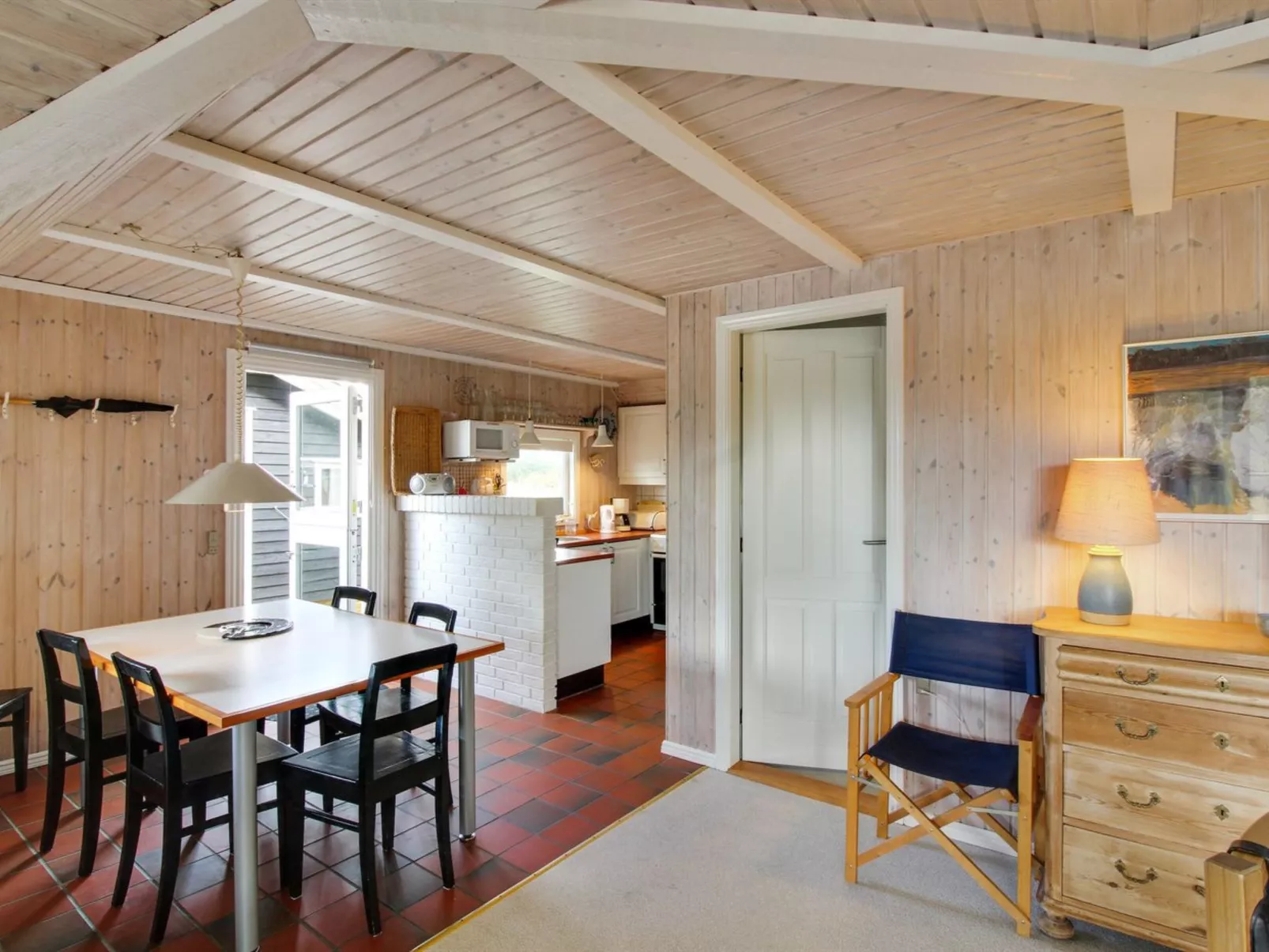 "Annli" - 1.5km from the sea-Inside