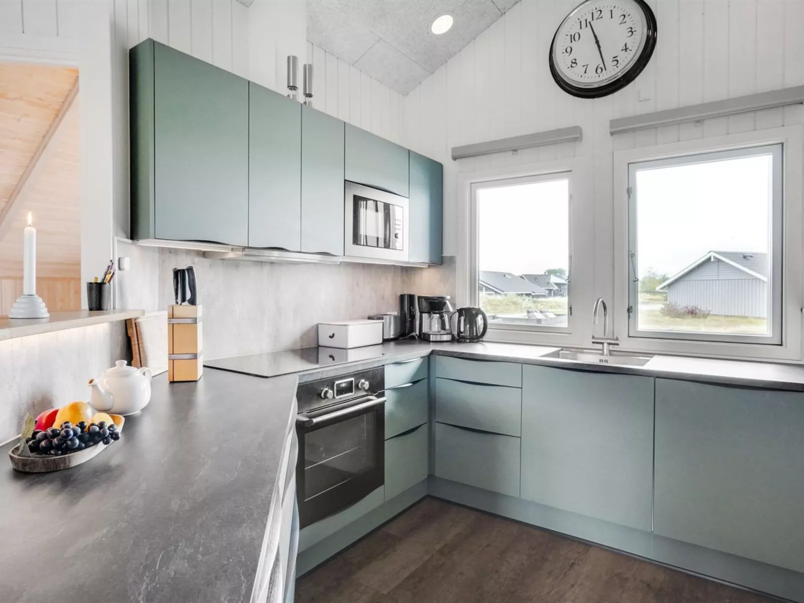 "Emund" - 900m from the sea-Inside