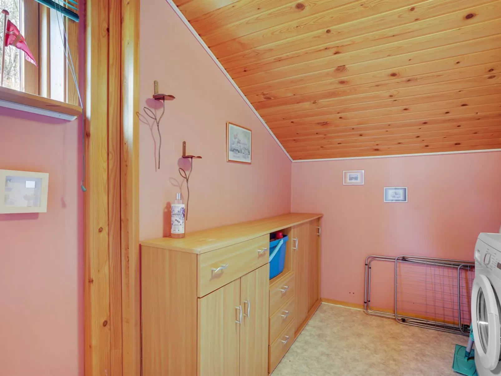 "Embla" - 500m to the inlet-Inside