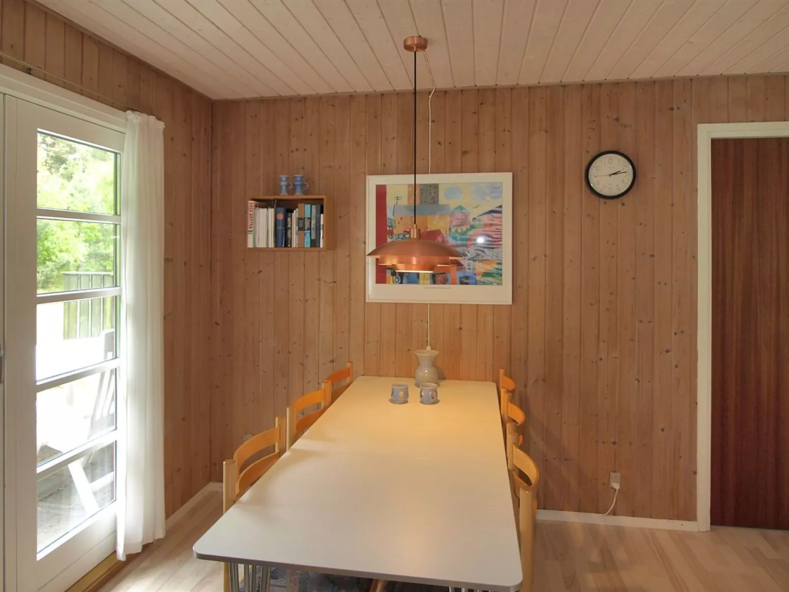 "Tom" - 125m from the sea-Inside
