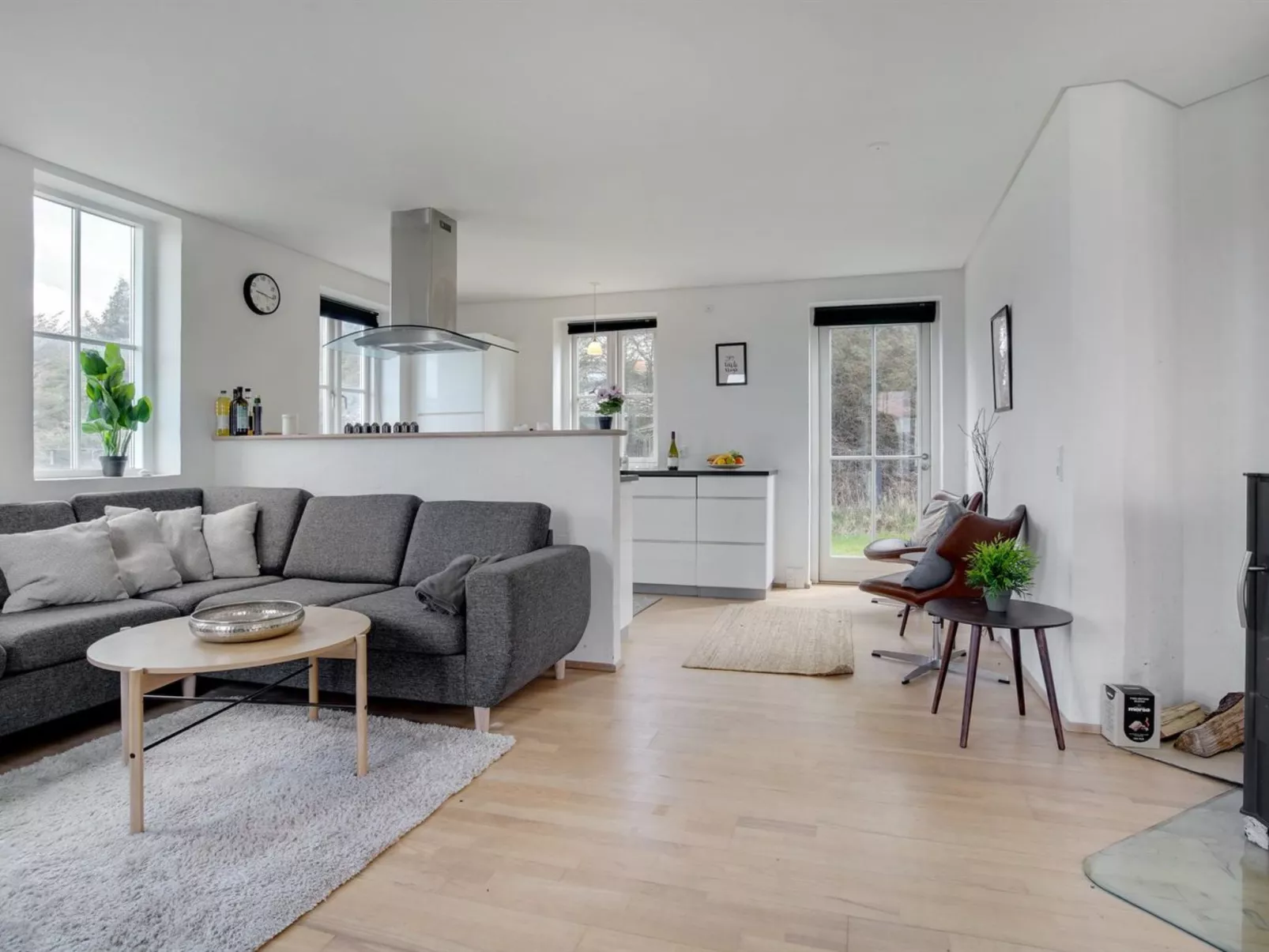 "Sira" - 250m from the sea-Inside