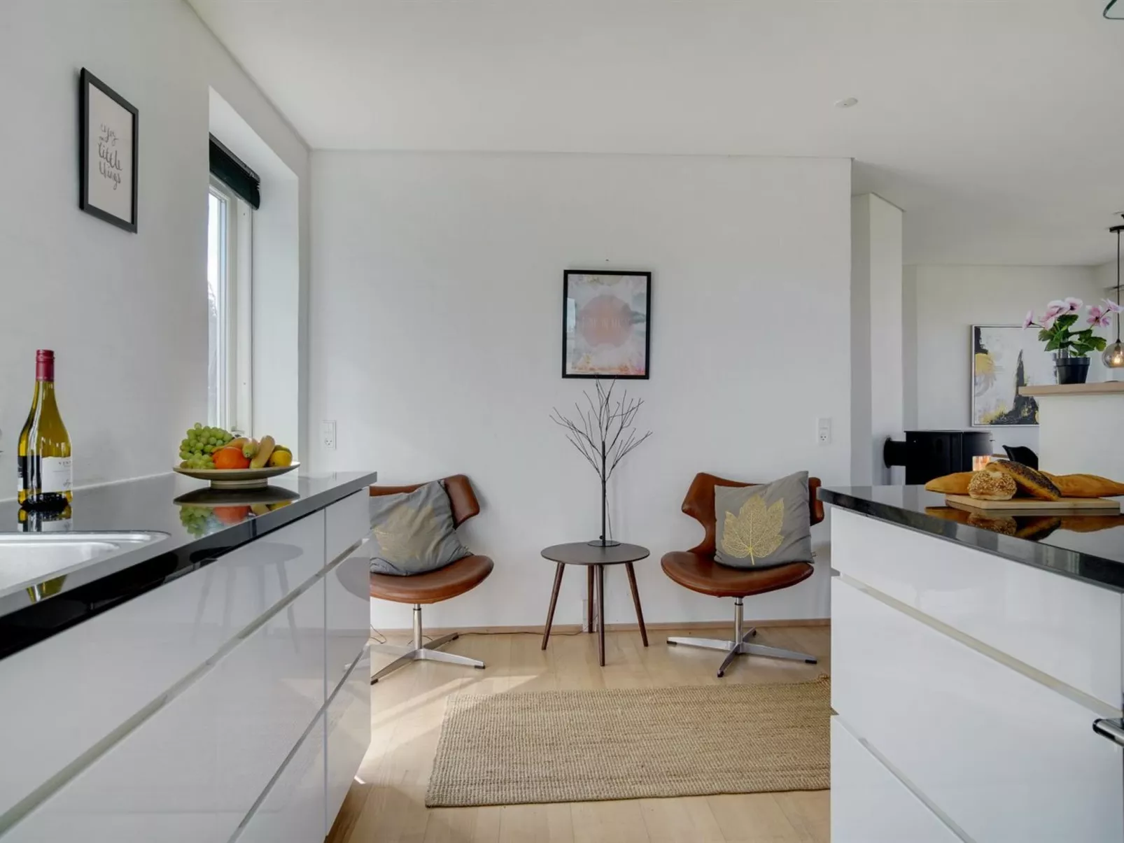 "Sira" - 250m from the sea-Inside