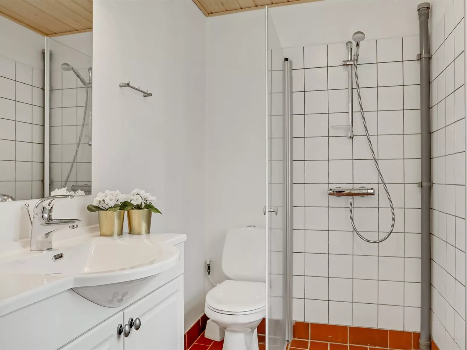 "Edine" - 4.5km from the sea-Inside