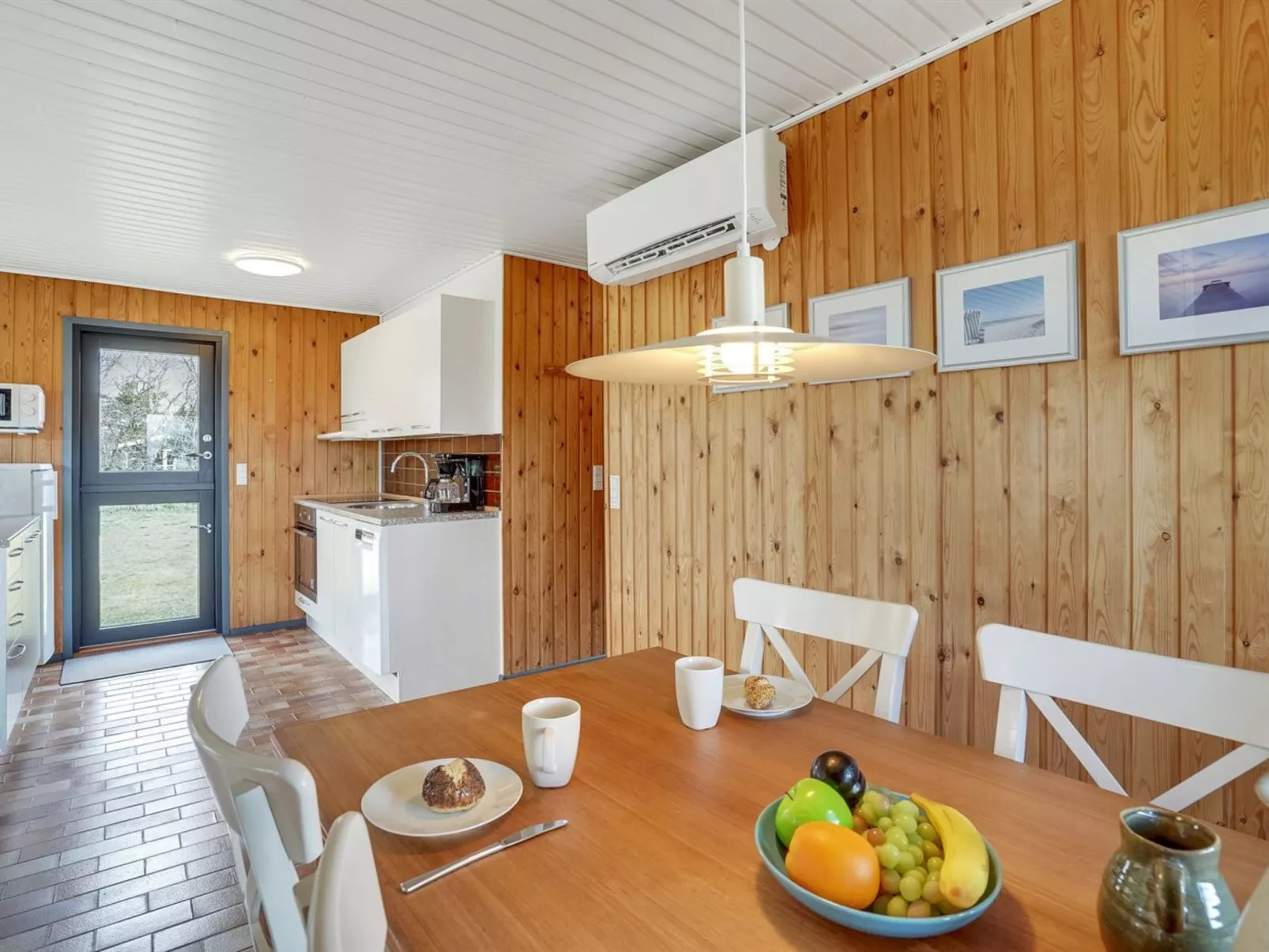 "Lars" - 250m from the sea-Inside