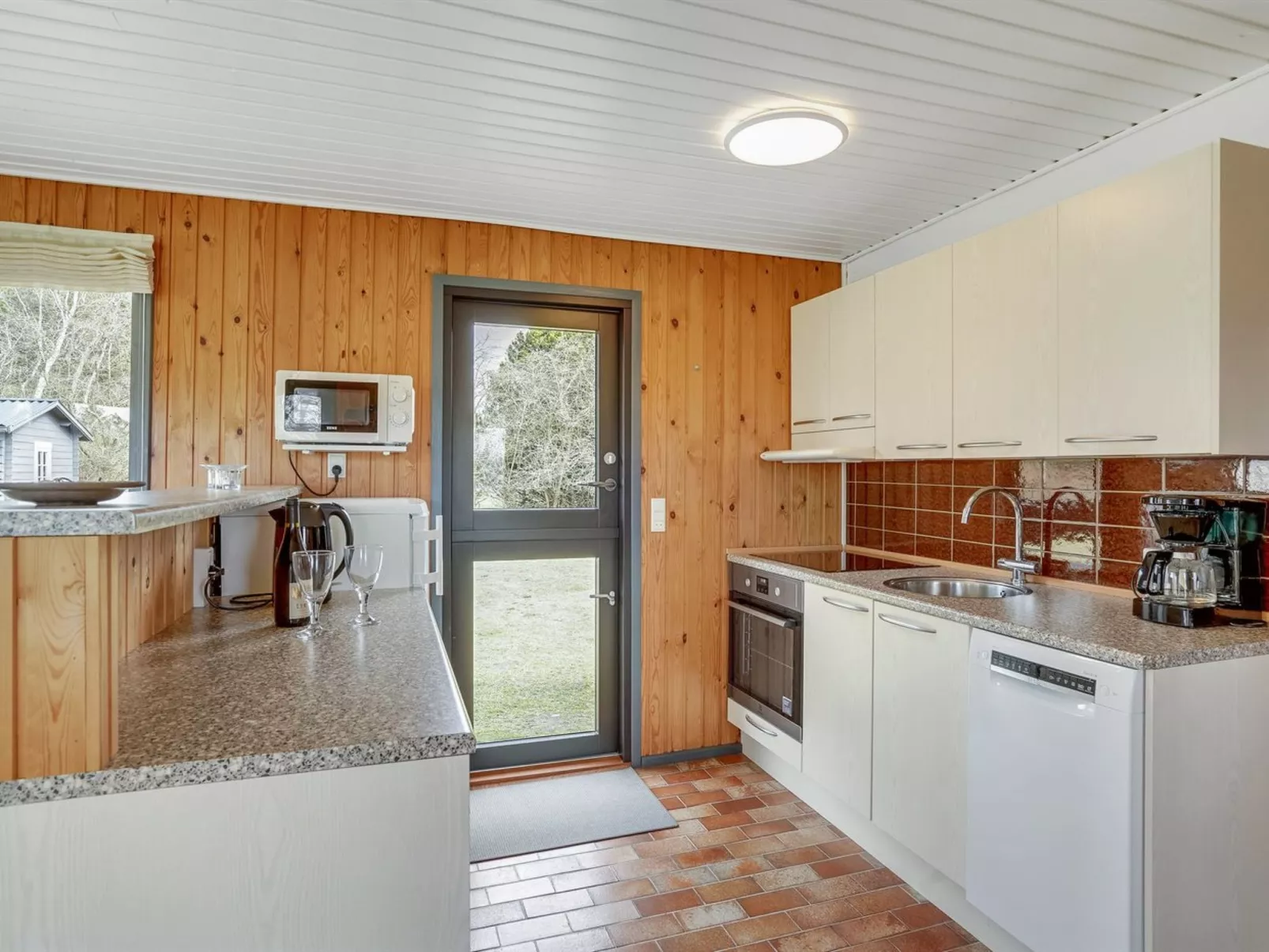 "Lars" - 250m from the sea-Inside